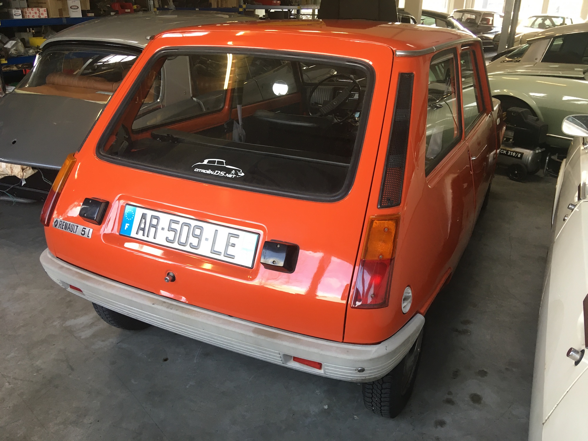 Renault 5L