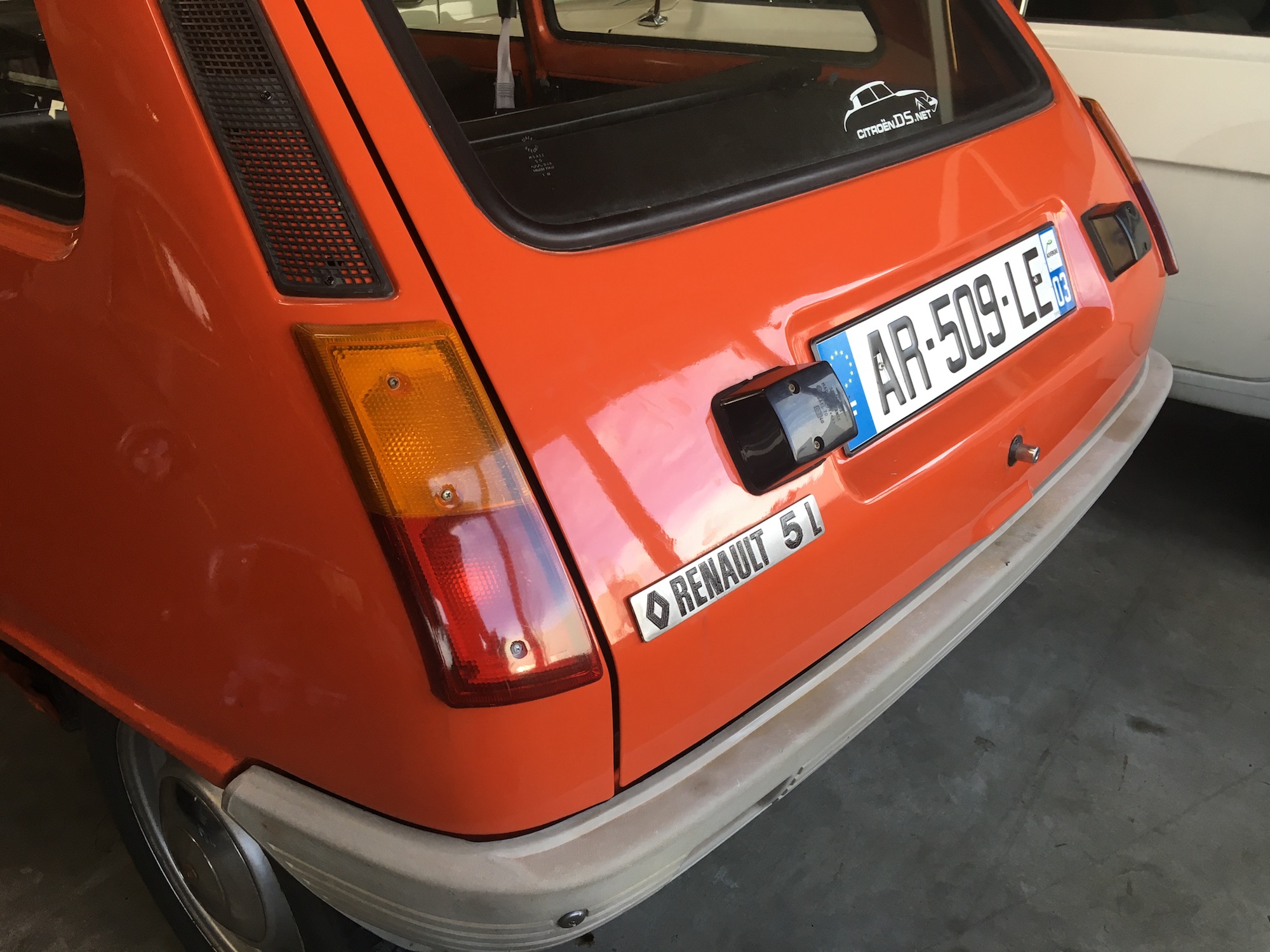 Renault 5L