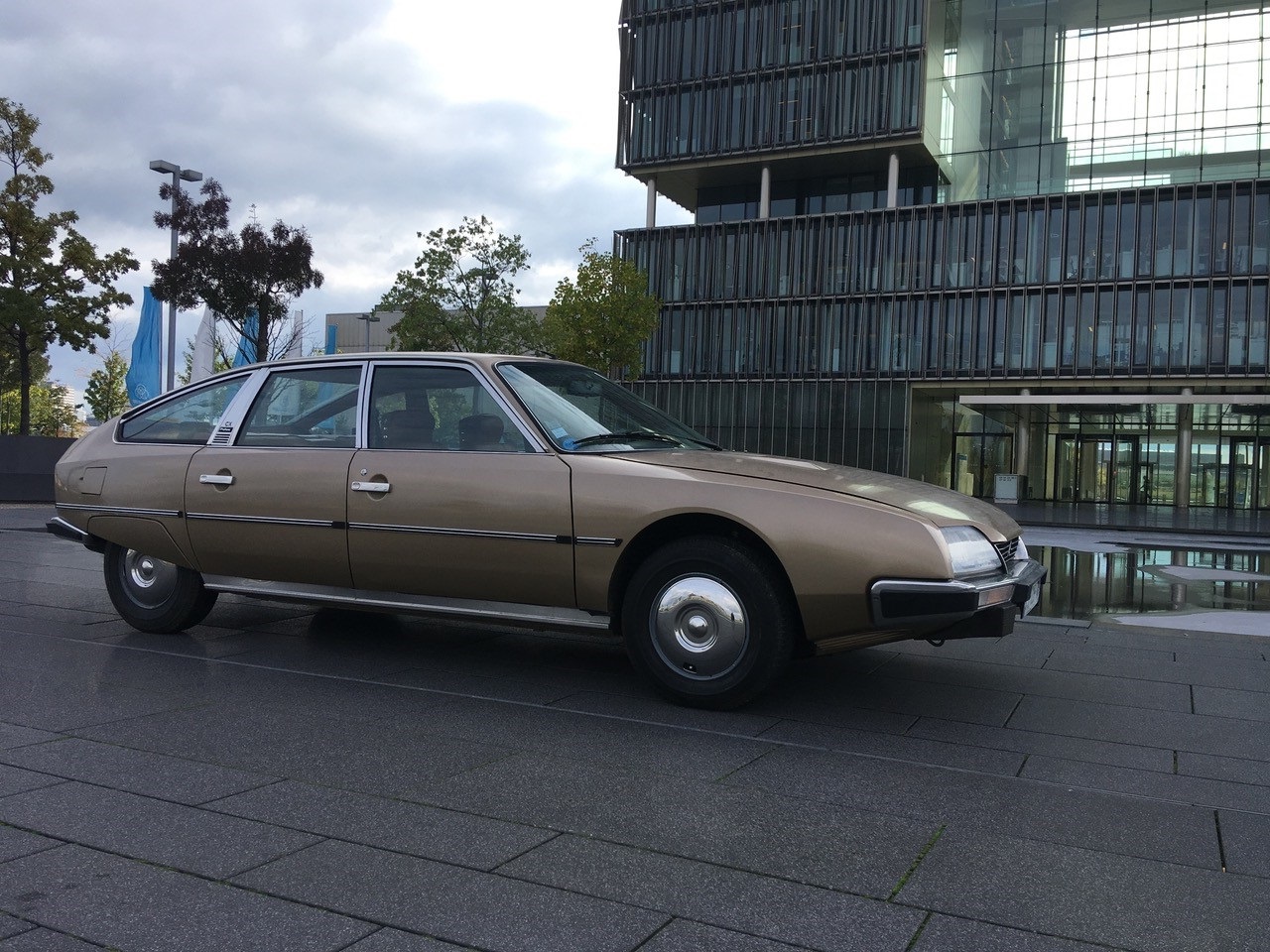 CX 2400 Pallas 